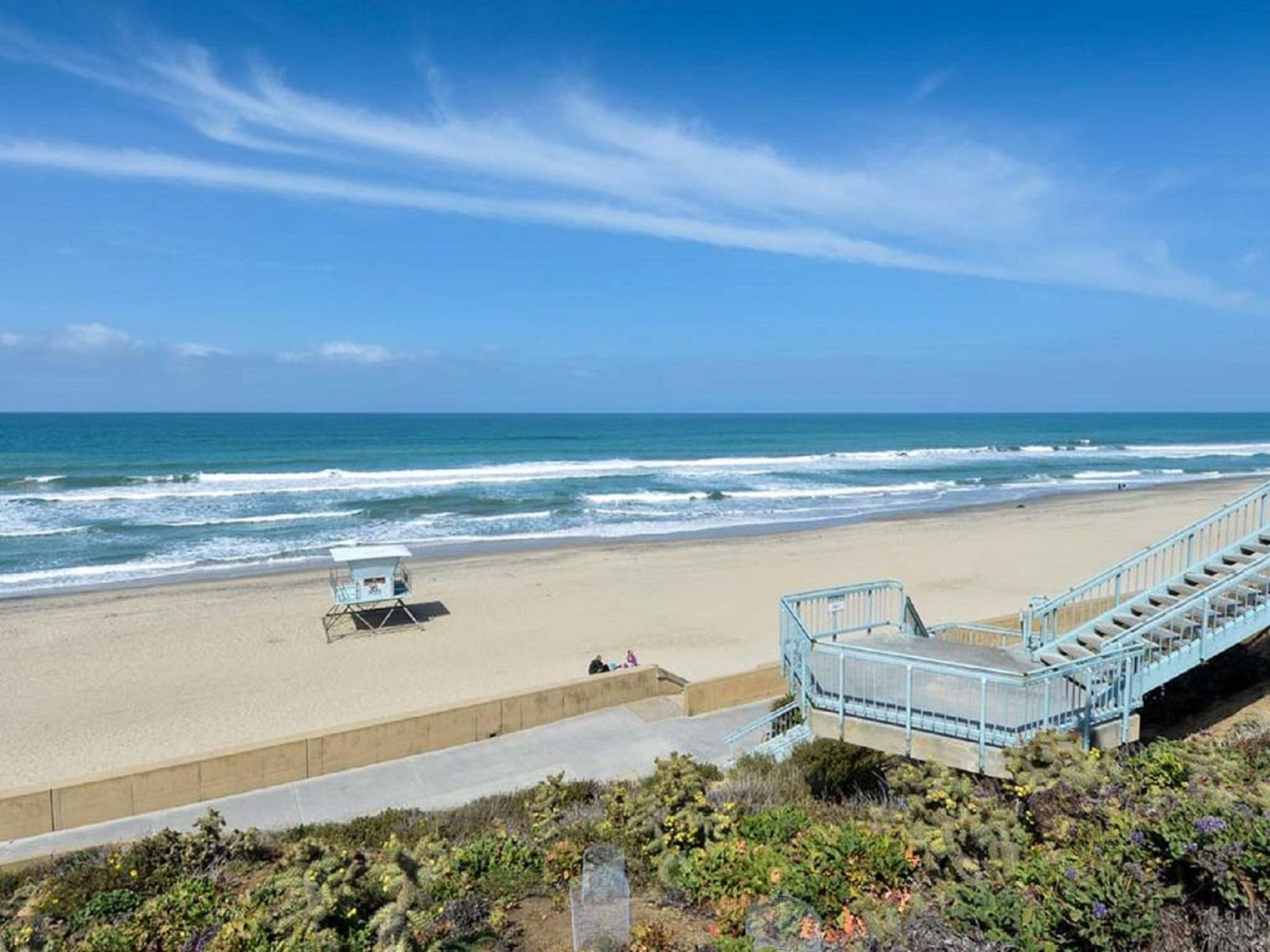 Holiday Inn Express Hotel & Suites Carlsbad Beach By Ihg Exterior foto