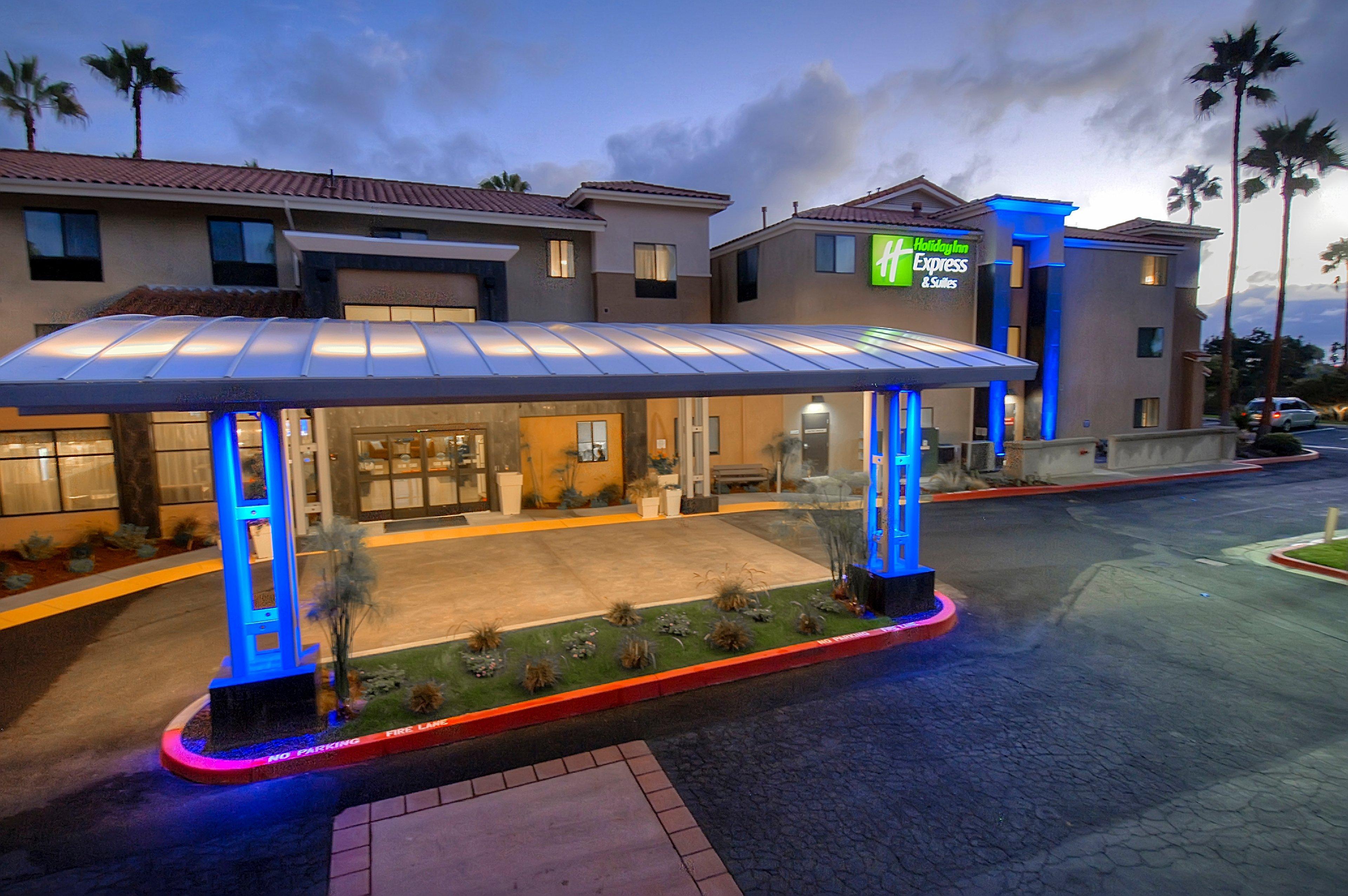 Holiday Inn Express Hotel & Suites Carlsbad Beach By Ihg Exterior foto